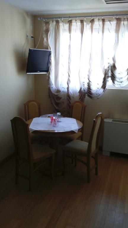 Motel Kneginja Čačak Cameră foto