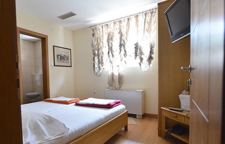 Motel Kneginja Čačak Cameră foto